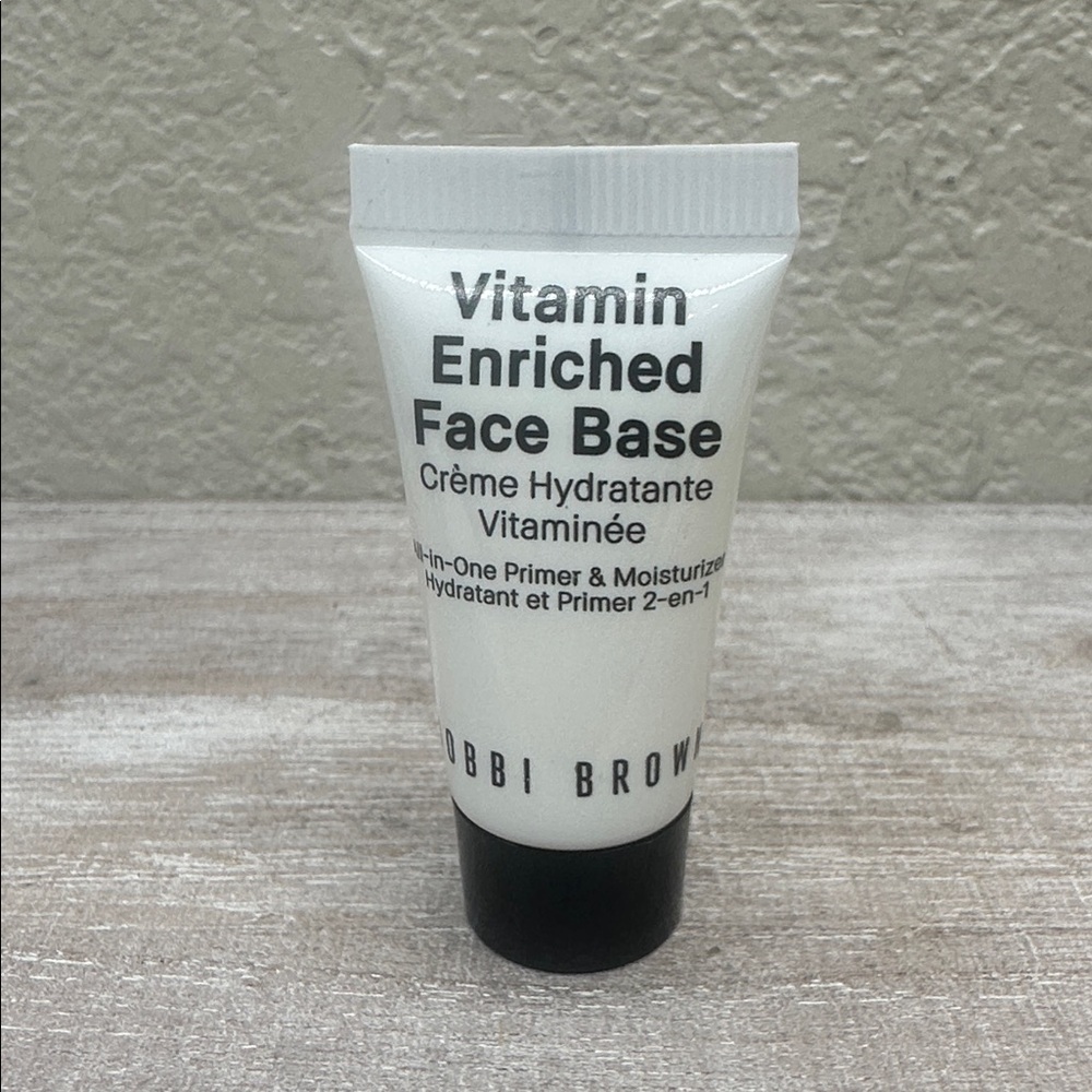 $4 🌙 Bobbi Brown‎ Vitamin Enriched Face Base